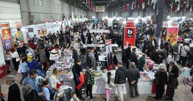 Denizli Kitap Fuarı ziyaretçi akınına uğruyor Denizli Haberleri