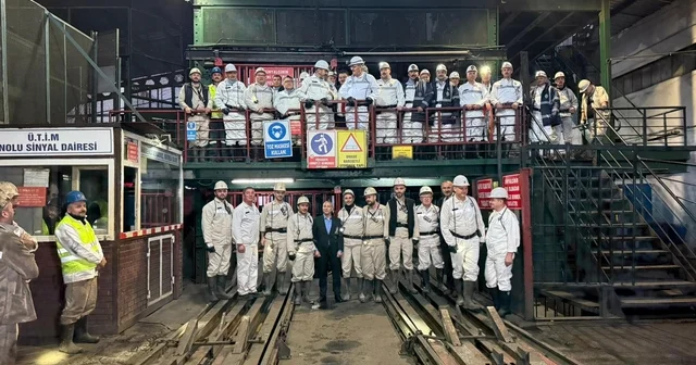 Çalışma ve Sosyal Güvenlik Bakan Yardımcıları Zonguldak ta Dünya Madenciler Günü nde ocağa indiler Zonguldak Haberleri