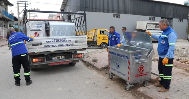 Akdeniz Belediyesi yeni çöp konteynerini mahallelere yerleştiriyor Mersin Haberleri
