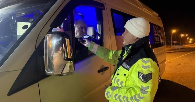 Trafik uygulamasında 49 araç trafikten men edildi Ağrı Haberleri