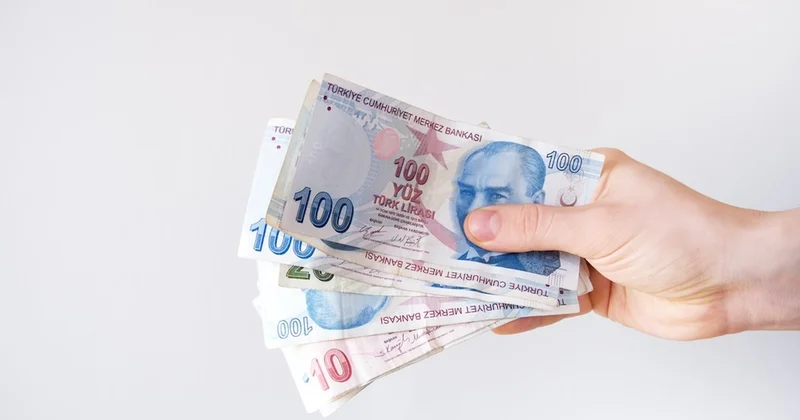 Yılbaşı hareketliliği başladı: Ağaç, led ve sepetlerde fiyatlar el yakıyor Sözcü Gazetesi