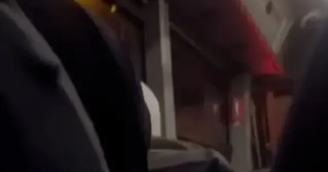 Arnavutköy’de minibüs şoföründen skandal sözler: Öğrencilere hakaret edip beddualar yağdırdı VİDEO İZLE