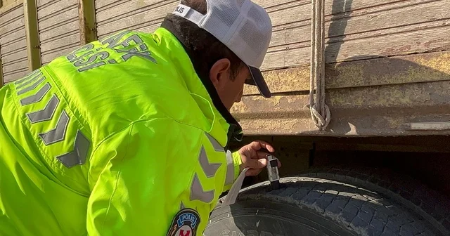 Kış lastiği denetiminde 10 ticari araca yasak yol saati cezası Bursa Haberleri