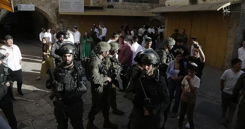 Batı Şeria da yerleşimci şiddeti tırmanıyor: Filistinli çiftçilere saldırdılar!