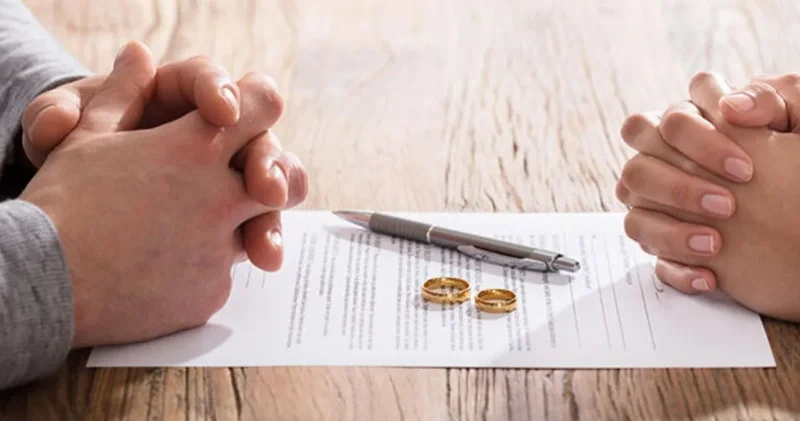 Boşanırken bunu imzalayanın tazminat hakkı bitiyor! Yargıtay son noktayı koydu