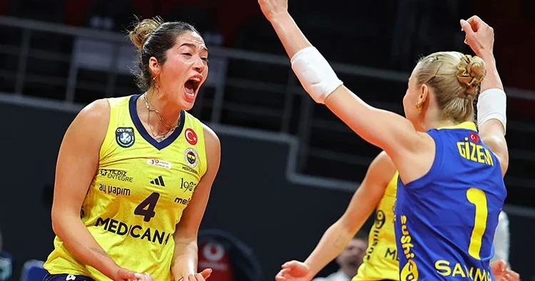 Fenerbahçe Kadın Voleybol Takımı, PGE Budowlani takımına konuk olacak