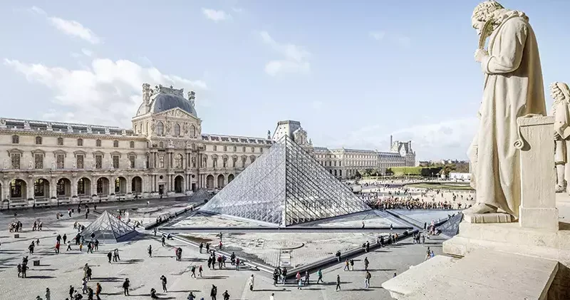Louvre Müzesi çalışanları yeniden grev kararı aldı