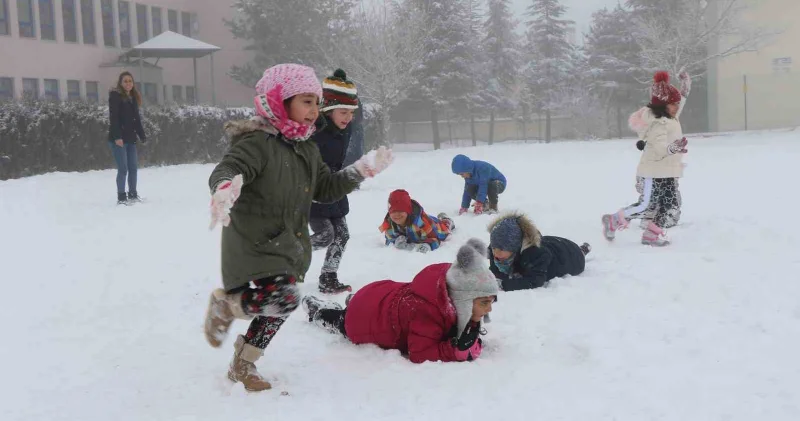 Van da okullar tatil mi? 6 Ocak Van da yarın ders var mı? Son dakika açıklama geldi Son Dakika Haberleri