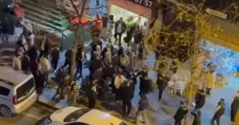 Esenyurt ta ortalığı karıştıran kavga: Düğün salonunda başladı, sokağa taştı