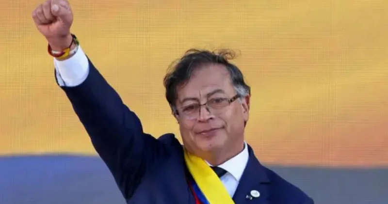 Kolombiya Cumhurbaşkanı Petro: ABD, halkımızın saygı duyduğu cumhurbaşkanını tutuklamaya kalkarsa Kolombiya halkının gücünü görür