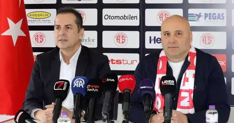 Antalyaspor da Sami Uğurlu için imza töreni düzenlendi