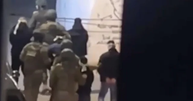 Batı Şeria da 25’ten fazla Filistinli alıkonuldu VİDEO İZLE