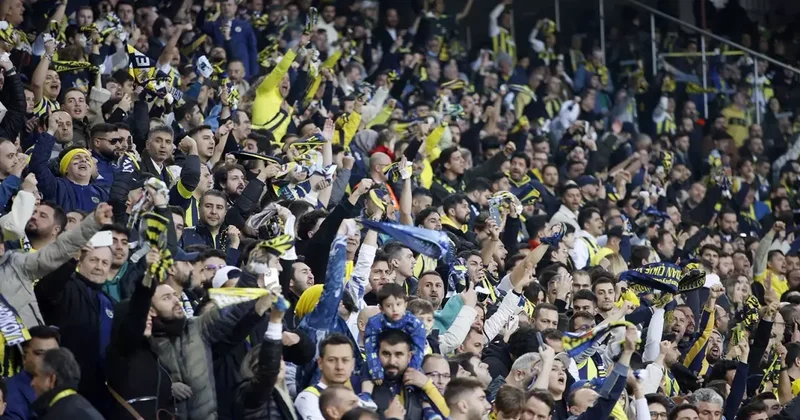 Fenerbahçeli yıldız ayrılığı kafasına koydu! Menajeri kulüp bakıyor