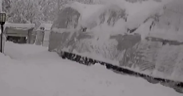 Karabük’te karın ağırlığı serayı çökertti VİDEO İZLE