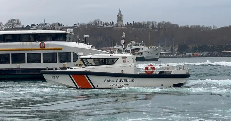 Son dakika: İstanbul haberleri: Karaköy İskelesinde denizde bir kadına ait cansız beden bulundu Son dakika haberleri
