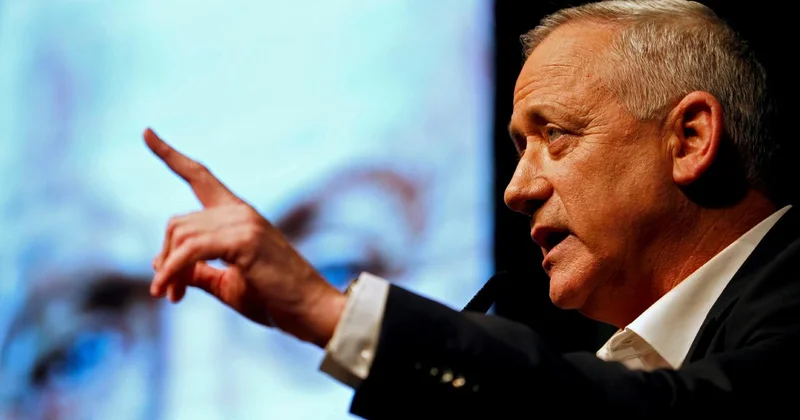 İsrailli Gantz dan skandal açıklama: Gazze de sarı hattı geçerek işgali genişletelim