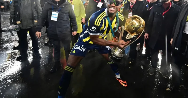 Fenerbahçe, Jhon Duran ın sözleşmesini feshetti