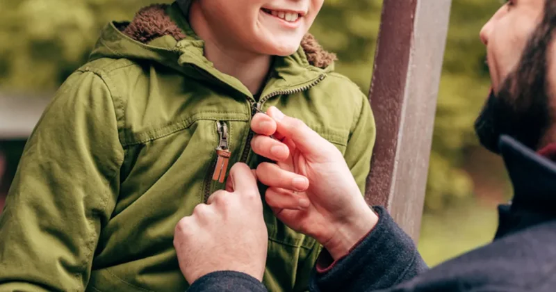 Çocuğunuzu böyle giydirmeyin! Soğuk havada yapılan büyük hata