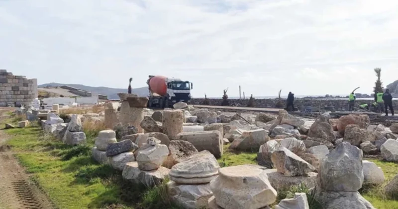 Datça daki 3 bin yıllık antik kentte ağır iş makinalarıyla çalışma yapıldı