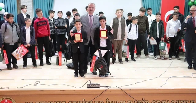 İstiklal Marşı nı Güzel Okuma Yarışmasında Elif Filiz il birincisi Balıkesir Haberleri