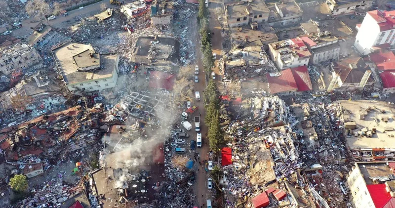 Mansur Yavaş tan 6 Şubat açıklaması: Misafir depremzedeler tüm ihtiyaçlarını Sosyal Hizmetler Daire Başkanlığı na bildirebilir