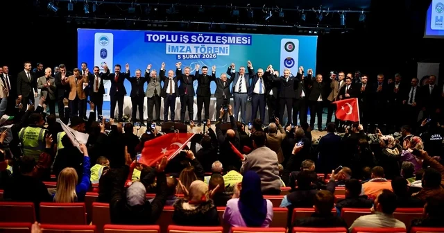 Başkan Büyükkılıç, Toplu İş Sözleşme Töreni nde personelin sevincine ortak oldu Kayseri Haberleri