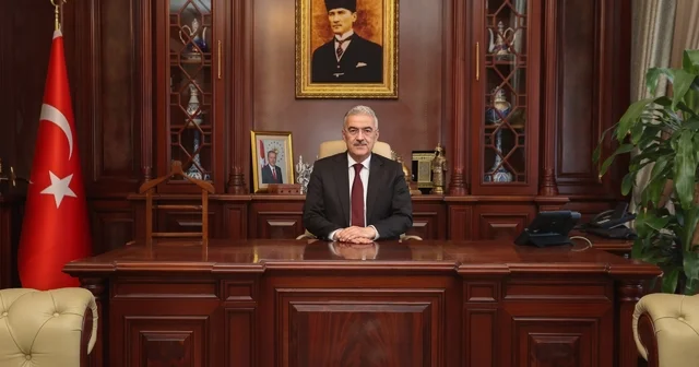 Vali Erol Ayyıldız: Asrın felaketi, devletin ve milletin kenetlendiği tarihi bir imtihan olmuştur Bursa Haberleri