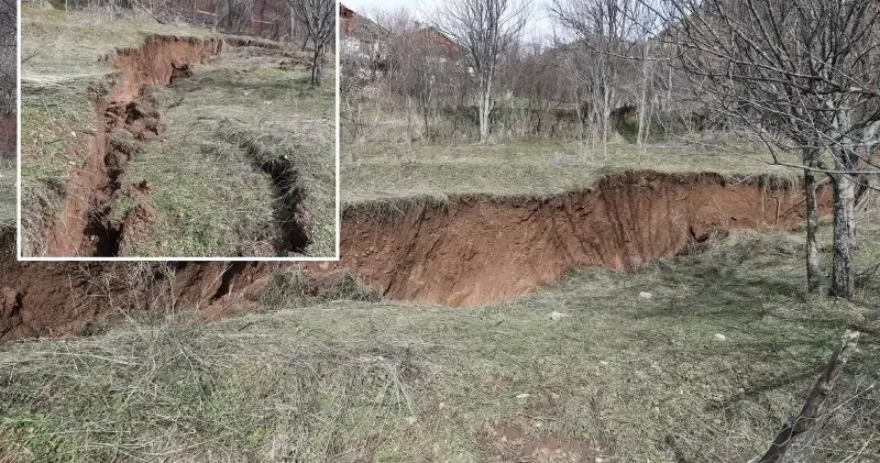 Sivas da meydana gelen heyelan sonrası inceleme başlatıldı Sivas Haberleri