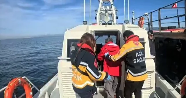 Balıkçı teknesinde rahatsızlanan vatandaşa Sahil Güvenlikten tıbbi tahliye Muğla Haberleri