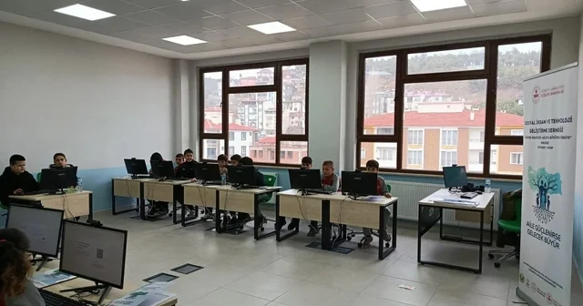 Sinop ta yapay zekâ temelli eğitim programı Sinop Haberleri
