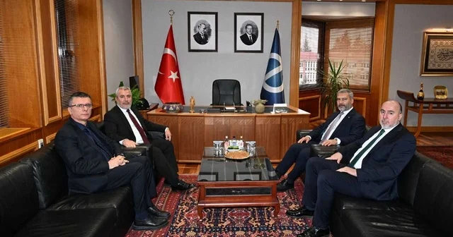 ÖSYM Başkanı Ersoy dan Anadolu Üniversitesi Rektörü Adıgüzel e ziyaret Eskişehir Haberleri
