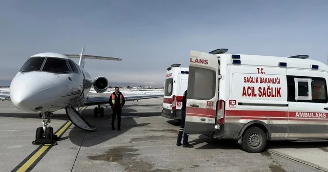 Hasta 2 bebek ambulans uçakla İstanbul a sevk edildi Van Haberleri