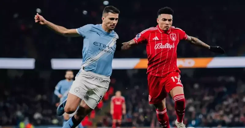 Premier Lig de Guardiola ya Pereira çelmesi! Topçular oh çekti