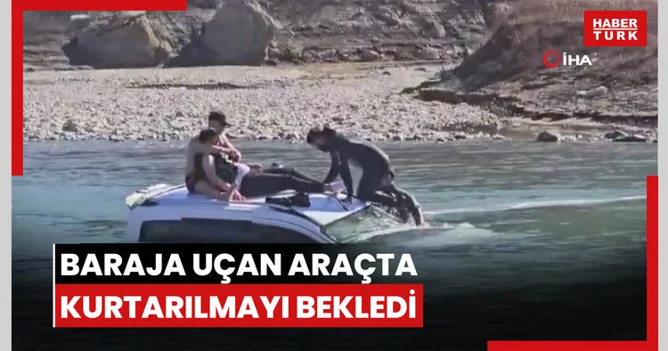 Baraja uçan araçta kurtarılmayı bekledi: Can pazarı kamerada