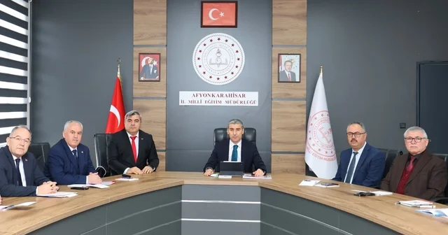 Vali Aktaş: Bir şehrin yarını, bugün yetişen çocuklarının aldığı eğitimde saklı Afyonkarahisar Haberleri