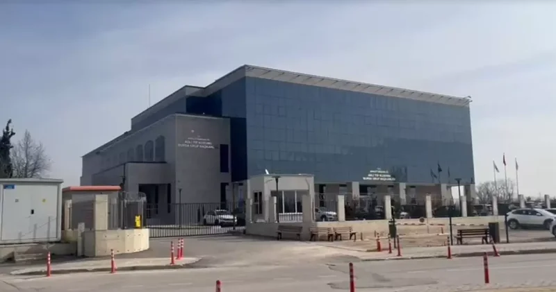 İş yerini basan eski sevgili herkesi çıkarıp kapıyı kilitledi, sonrası korkunç