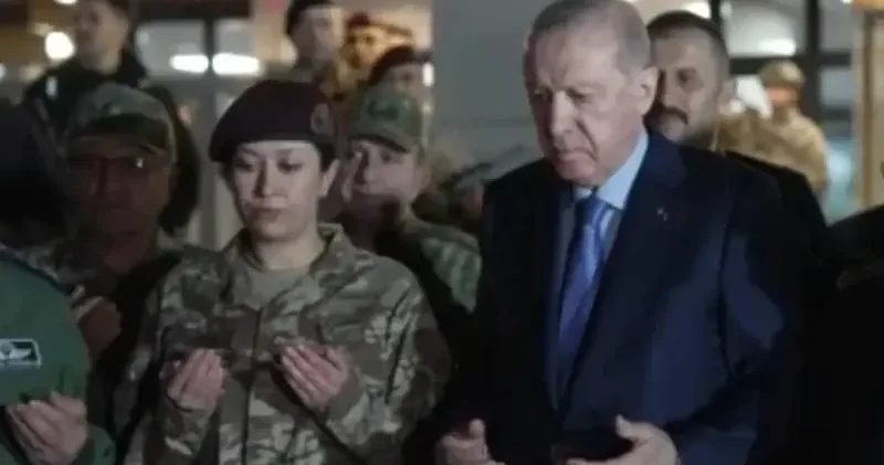 15 Temmuz şehidi Ömer Halisdemir in kızı babası gibi bordo bereli oldu Gündem Haberleri