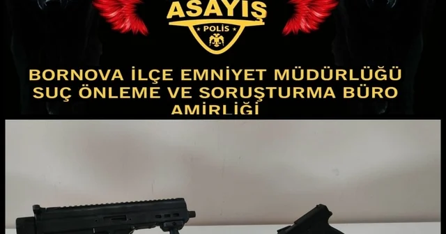 İzmir de kendilerini polis olarak tanıtıp, 2 kişiyi gasbettiler: 2 tutuklama İzmir Haberleri