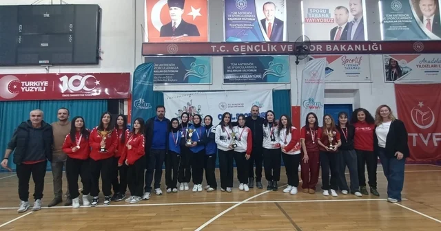 Gençler dart müsabakaları sona erdi Düzce Haberleri