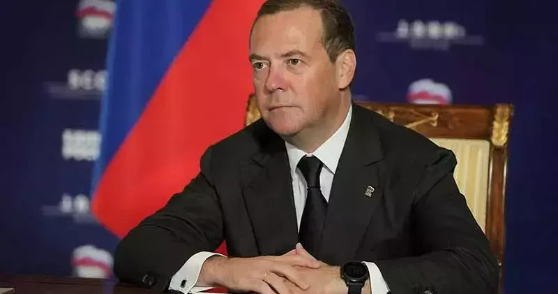 Rusya Güvenlik Konseyi Başkan Yardımcısı Medvedev: Orwell haklıydı, savaş barıştır