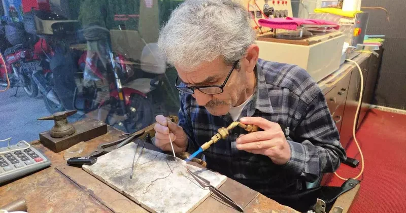 Milyonluk mücevherlere milimetrik dokunuş