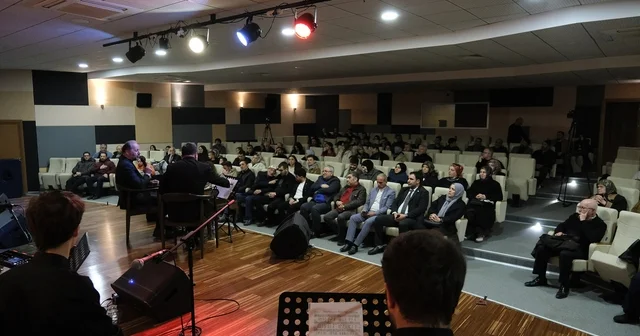 Sakarya da tasavvuf nağmeleri Tarık Genç ve Yunus Balcıoğlu sahne aldı Sakarya Haberleri