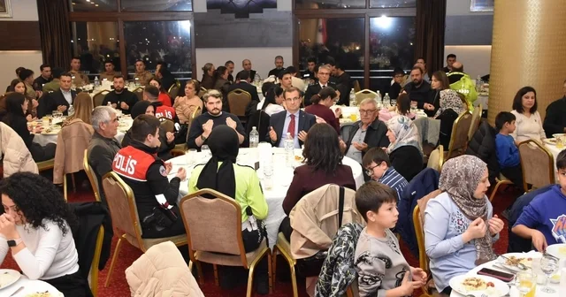 Salihli İlçe Emniyet, şehit aileleri ve gazileri iftar sofrasında ağırladı Manisa Haberleri