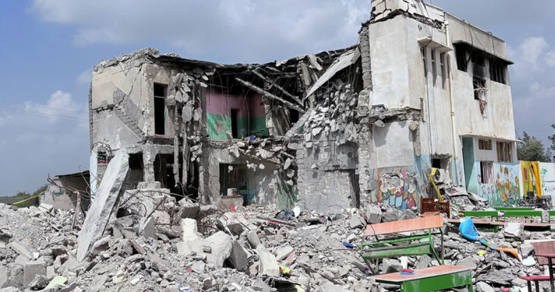 İran daki ilkokul 2 kere bombalandı Dış Haberler