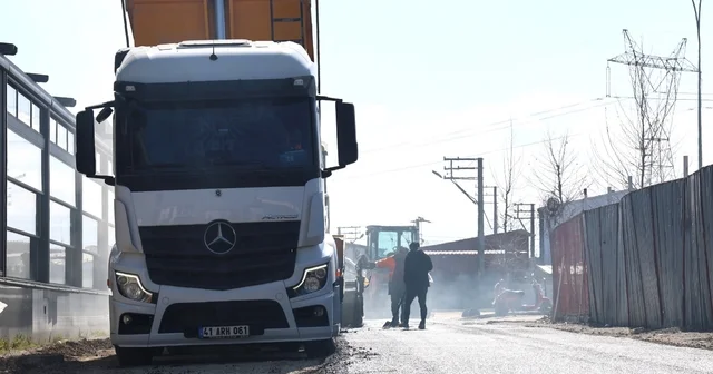 Erenler de yollar yenilenmeye devam ediyor Sakarya Haberleri