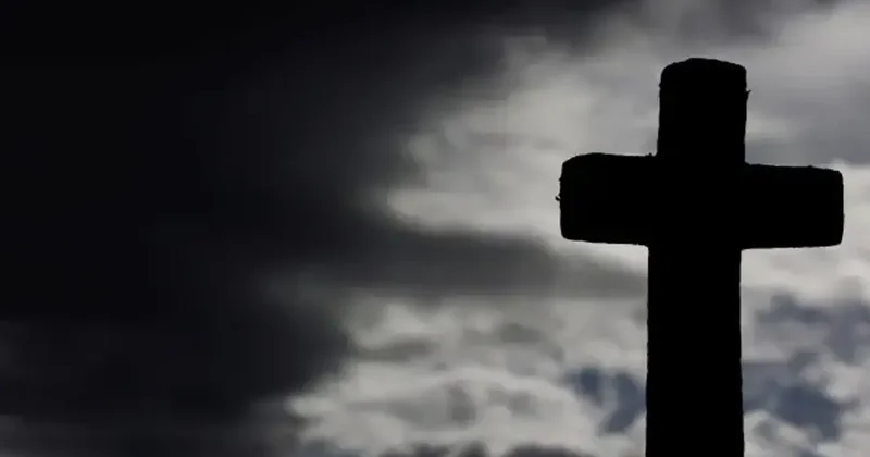 Kilisede skandal istismar vakası! Dünya kan donduran belgeleri konuşuyor!