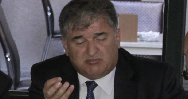 Son dakika: Gri listede aranan FETÖ firarisi eski başsavcıvekili Şadan Sakınan adliyeye getirildi Son dakika haberleri