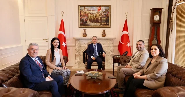 Radikal Eğitim den Vali Süleyman Elban a ziyaret İzmir Haberleri