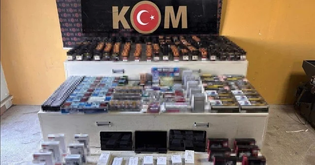 Gümrük kaçağı ürünleri piyasaya süreceklerdi polis yakaladı: 3 gözaltı Sakarya Haberleri