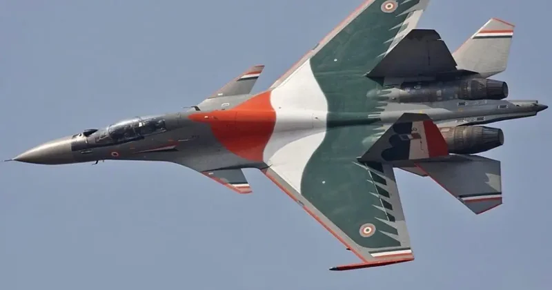 Hindistan da Savaş Uçağı Radardan Kayboldu